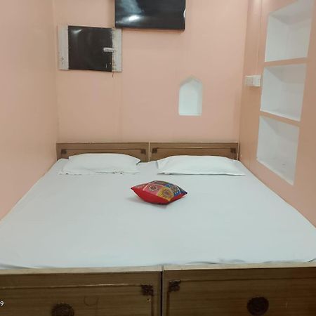 Ganga Paying Guest House Varanasi Bilik gambar
